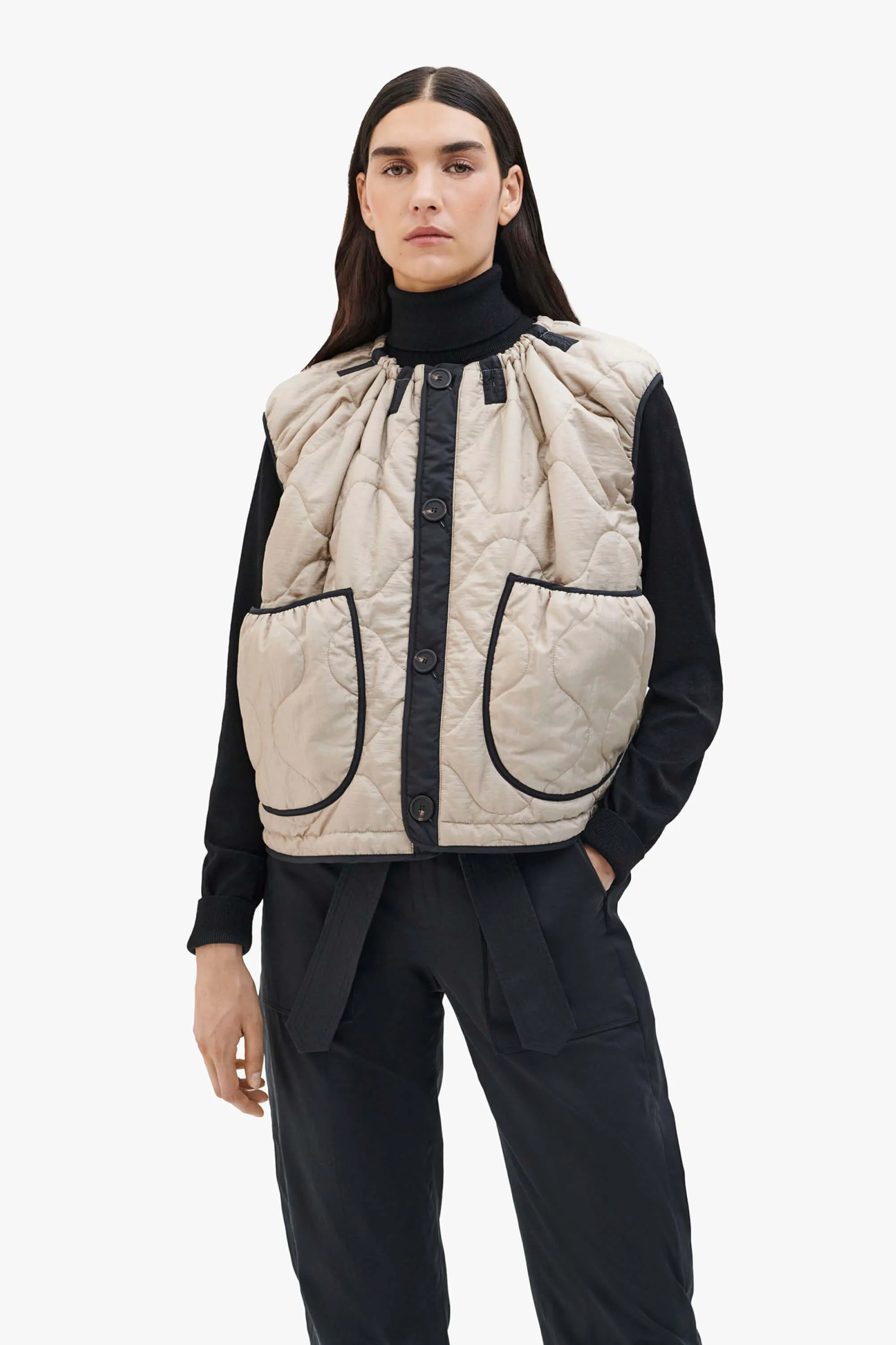 Parachute Quilt Vest - Black / Stone